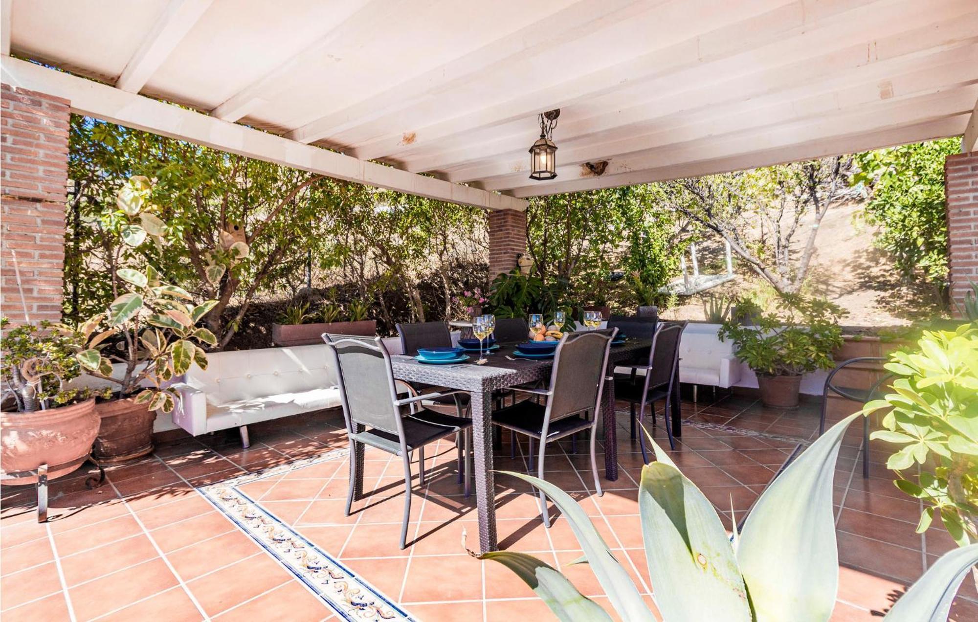 Pet Friendly Home In Velilla-Taramay With Kitchen Exterior photo
